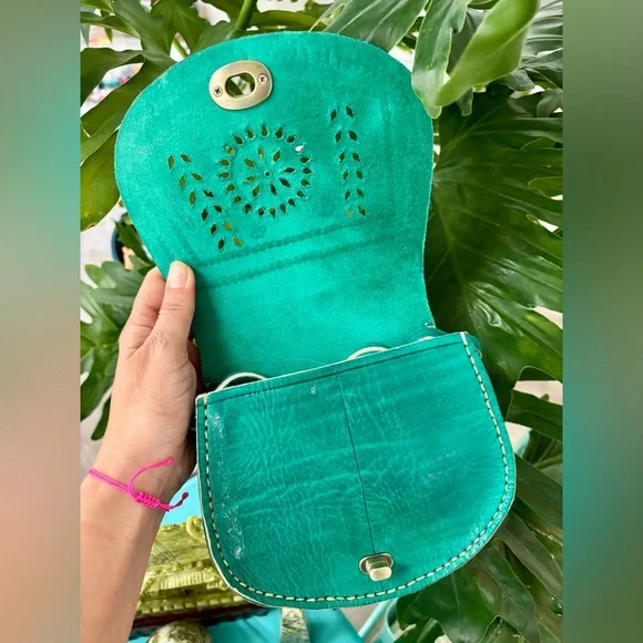 Moroccan Leather Handbag - Picture 3 of 7